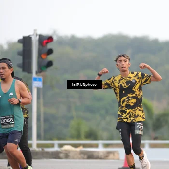 Runner Photo 6437286