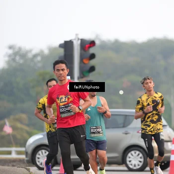 Runner Photo 6437312