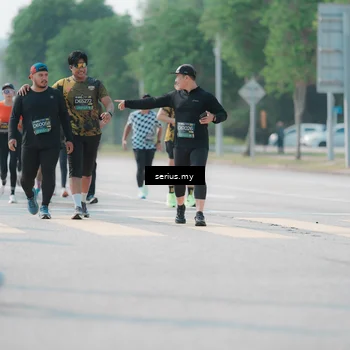 Runner Photo 6437338