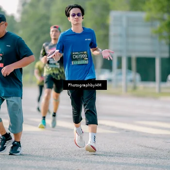 Runner Photo 6437352
