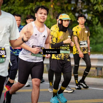 Runner Photo 6437357