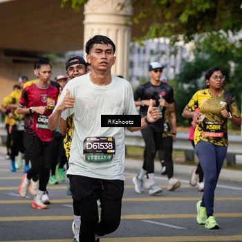 Runner Photo 6437359