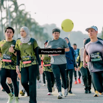 Runner Photo 6437360