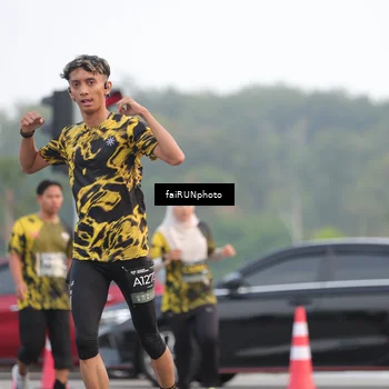Runner Photo 6437380