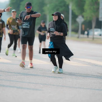 Runner Photo 6437389