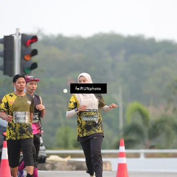Runner Photo 6437402