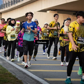 Runner Photo 6437410
