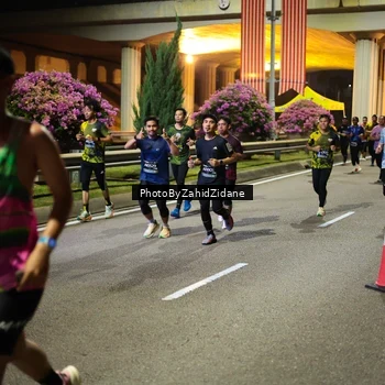 Runner Photo 6437413