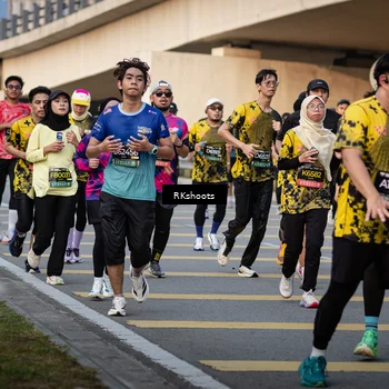 Runner Photo 6437416
