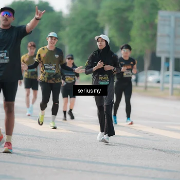 Runner Photo 6437419