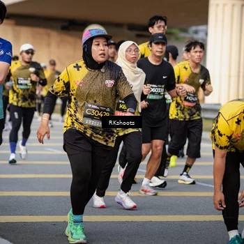 Runner Photo 6437421
