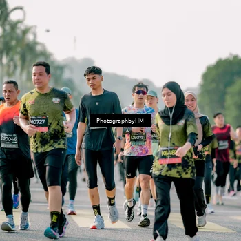 Runner Photo 6437423