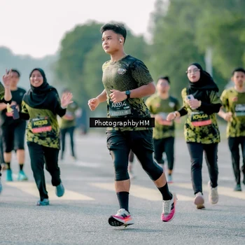 Runner Photo 6437447
