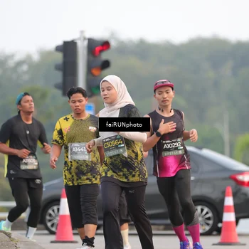 Runner Photo 6437450