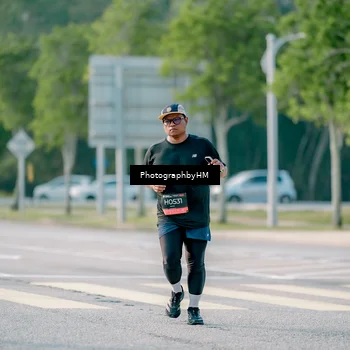 Runner Photo 6437473