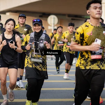 Runner Photo 6437535