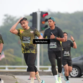 Runner Photo 6437563