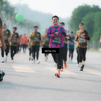 Runner Photo 6437610