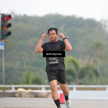 Runner Photo 6437621