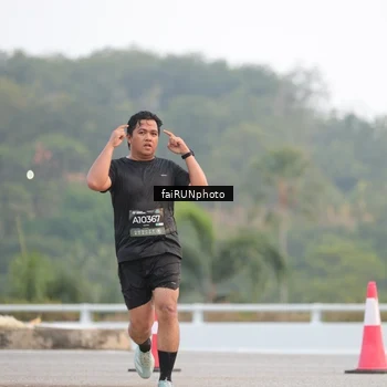 Runner Photo 6437624