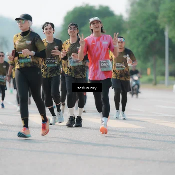 Runner Photo 6437654