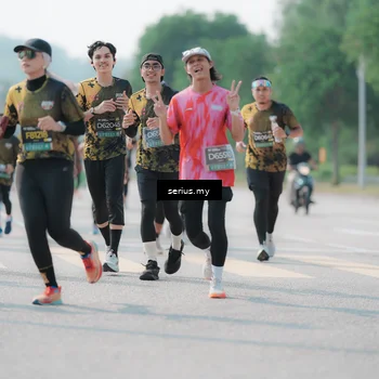 Runner Photo 6437657