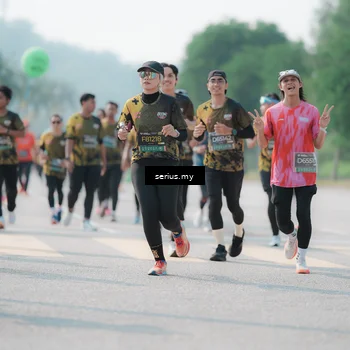 Runner Photo 6437658