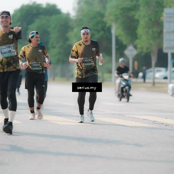 Runner Photo 6437660