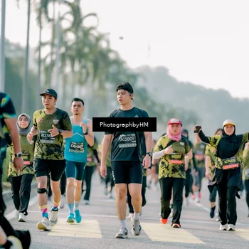 Runner Photo 6437667