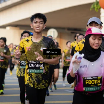 Runner Photo 6437672