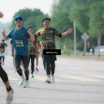 Runner Photo 6437710