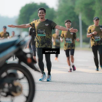 Runner Photo 6437719