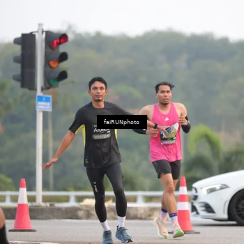 Runner Photo 6437722