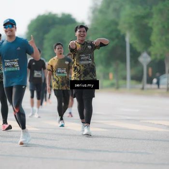 Runner Photo 6437723