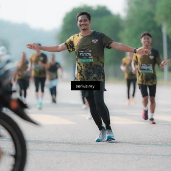 Runner Photo 6437741