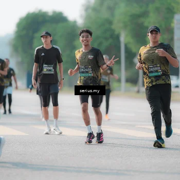 Runner Photo 6437758