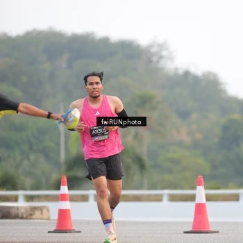 Runner Photo 6437760