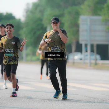 Runner Photo 6437768
