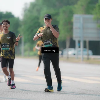 Runner Photo 6437770