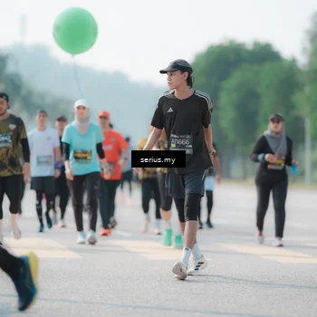 Runner Photo 6437786