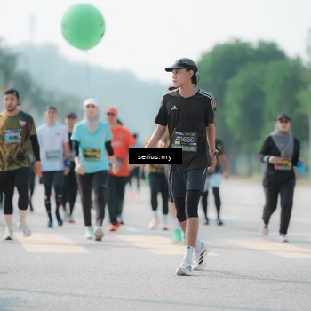 Runner Photo 6437787