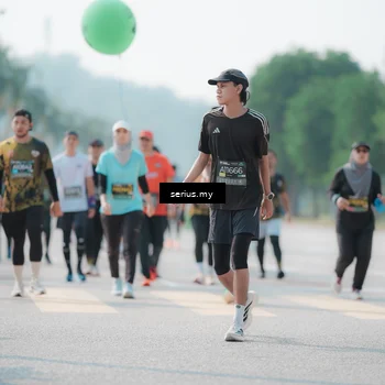 Runner Photo 6437788