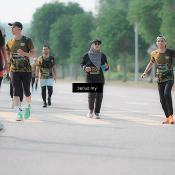 Runner Photo 6437797