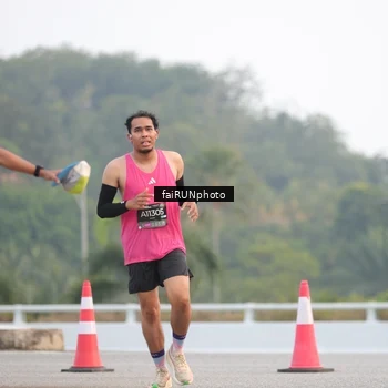 Runner Photo 6437800