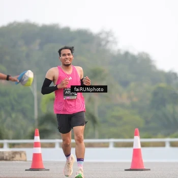 Runner Photo 6437803