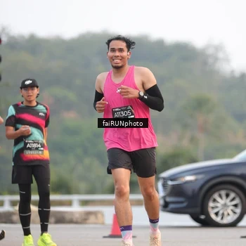 Runner Photo 6437836