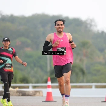 Runner Photo 6437839