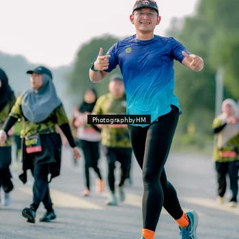 Runner Photo 6437867