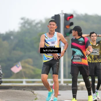 Runner Photo 6437876