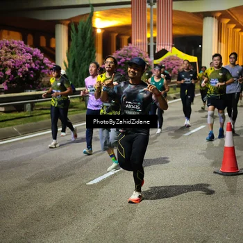 Runner Photo 6437898